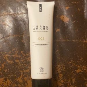 Terre Mars 008 Body Cleanser